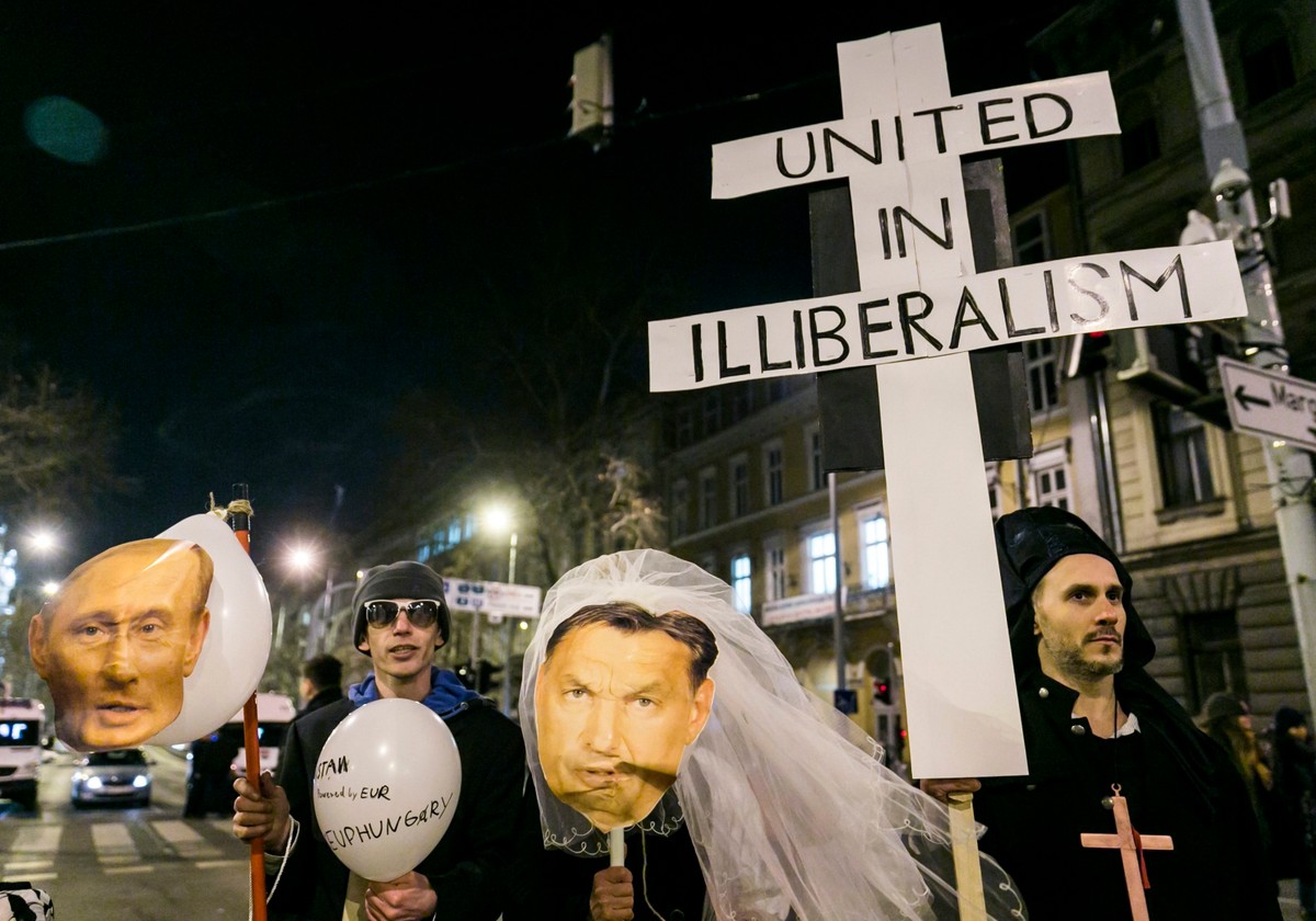 Protest przeciwko wizycie Putina na Węgrzech