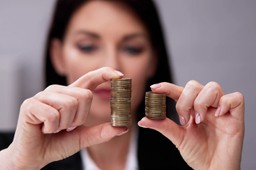 grażyna piotrowska-oliwa: luka płacowa ma się dobrze, bo ma swoje kult