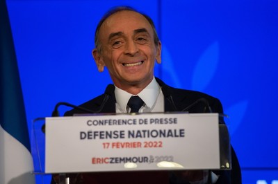 Zemmour wejdzie do II tury wyborów prezydenckich z Macronem? [SONDAŻ]