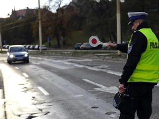 policja policjant kontrola prędkości