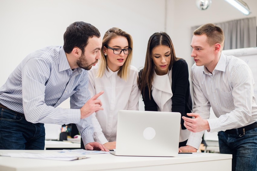 Ljudi imaju potrebu za potvrđivanjem i poređenjem - ko je bolji, ko ima više, ko je "uspešniji"