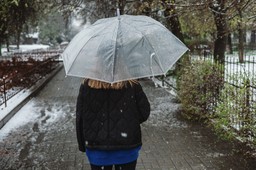 nadciąga atlantyckie pogorszenie warunków pogodowych w polsce. wyładowania atmosferyczne i opady krupy śnieżnej to dopiero początek