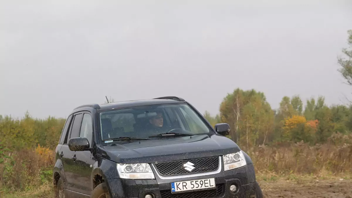 Suzuki Grand Vitara 2.0 - Pół SUV, pół terenówka