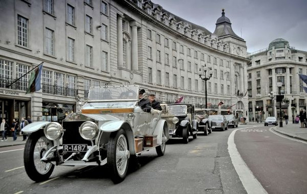 Wiesz, kiedy pierwszy Rolls-Royce pojawił się w Polsce?