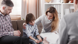 Psychoterapia rodzin – na czym polega i kiedy jest wskazana? [WYJAŚNIAMY]