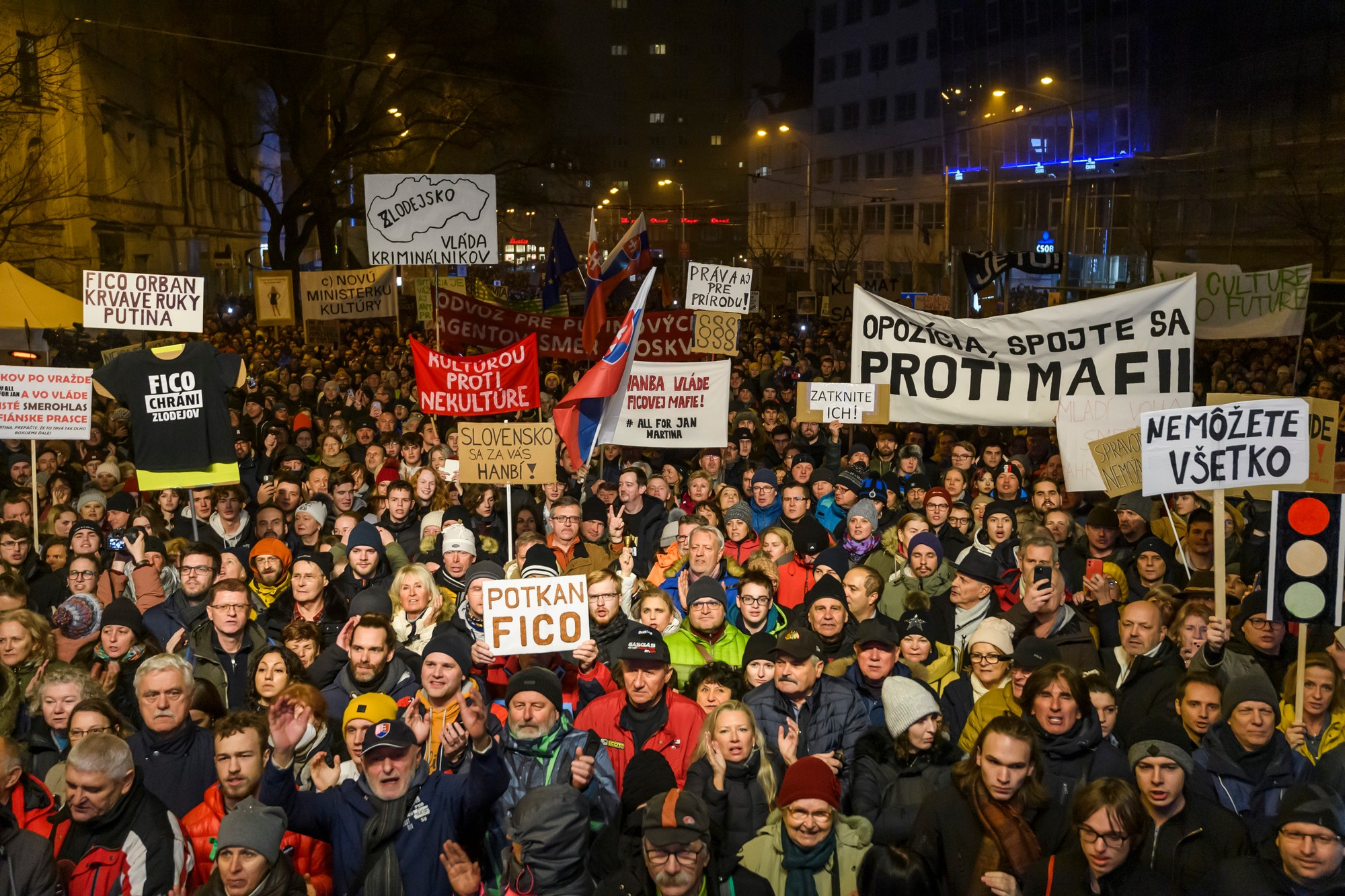 Protestné zhromaždenie SaS, PS a KDH v Bratislave
