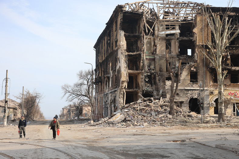 Zniszczenia w Mariupolu, kwiecień 2022 r.