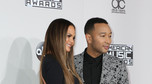 Chrissy Teigen i John Legend na rozdaniu American Music Awards 2016