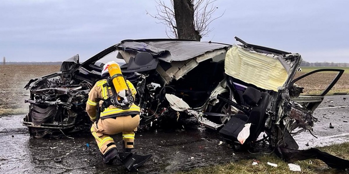 Tragedia pod Paździornem. Nie żyje 18-latka.