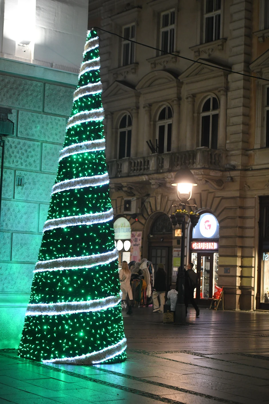 Novogodišnji ukrasi Beograd