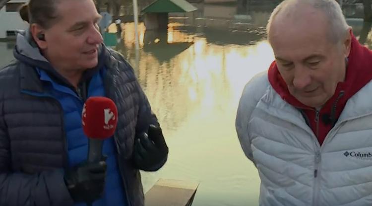 Megüzente Németh Lajos az árvízről Fotó: TV2