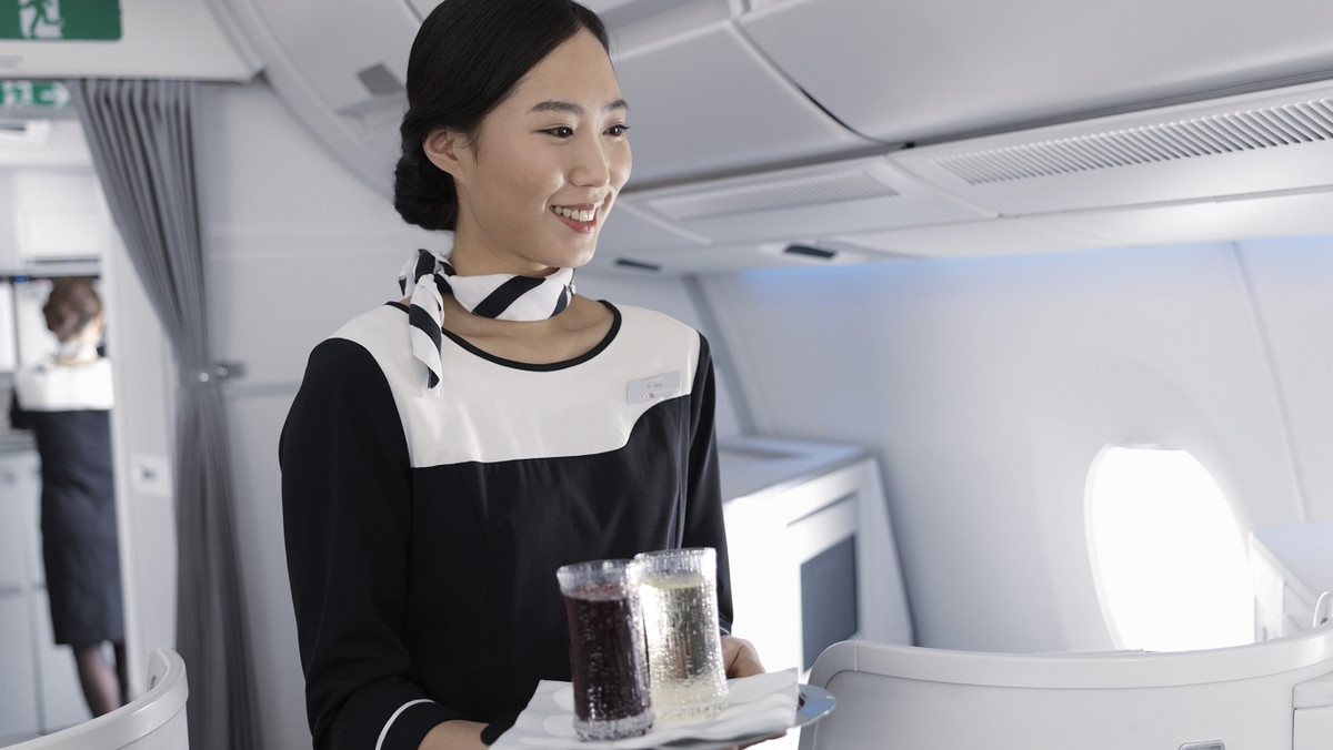 Informacja prasowa. Finnair został nagrodzony pięcioma gwiazdkami światowych linii lotniczych 2019 r., w ocenie stowarzyszenia Airline Passenger Experience (APEX). Ranking linii lotniczych opiera się wyłącznie na sprawdzonych opiniach pasażerów. Po raz pierwszy Finnair otrzymał od APEX pięciogwiazdkową ocenę.