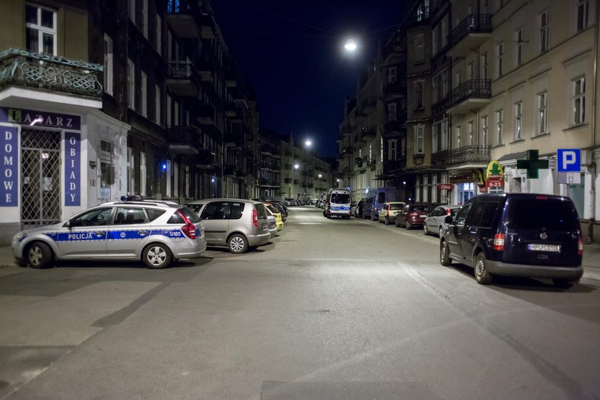 Akcja poszukiwania broni skradzionej poznańskiemu policjantowi