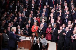 Orędzie Trumpa. Pelosi podarła tekst jego przemowy [WIDEO]