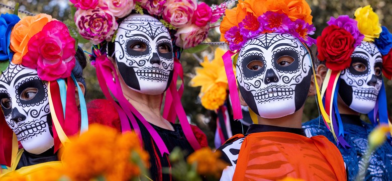 Día de Muertos w Meksyku. Dzień Zmarłych, który jest świętem życia