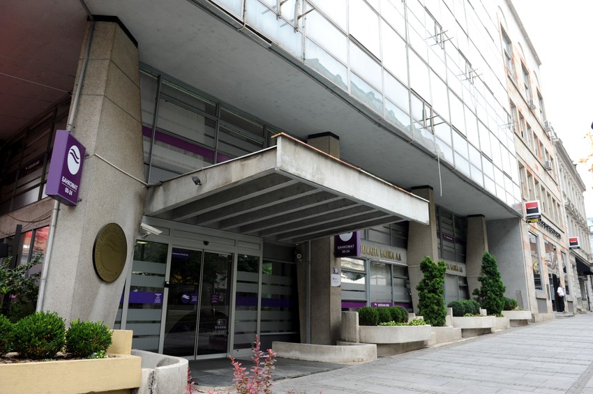 Komercijalna banka ilustracija 260716 RAS foto Ana Paunkovic08