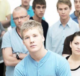 Wmawiamy młodym, że kryzys, że bezrobocie. Trzeba siły, żeby to wytrzymać