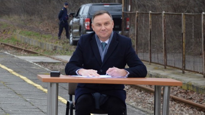 Andrzej Duda został bohaterem makiety. Teraz trafi na aukcję WOŚP