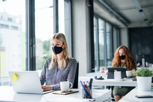 Jak w czasie epidemii COVID-19 powinna działać komisja bezpieczeństwa i higieny pracy