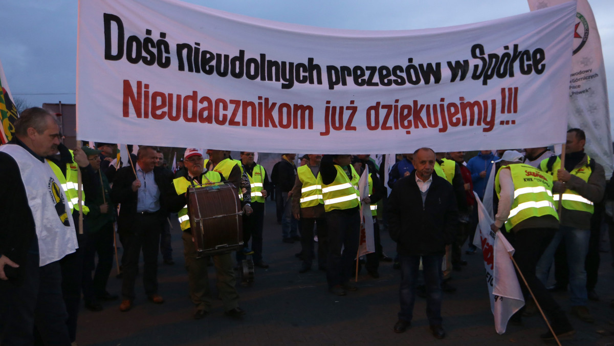Referendum w sprawie podjęcia czynnej akcji protestacyjnej odbędzie się w poniedziałek i wtorek w zakładach zatrudniającej 26 tys. osób Jastrzębskiej Spółki Węglowej – zdecydowały działającej w niej związki zawodowe.