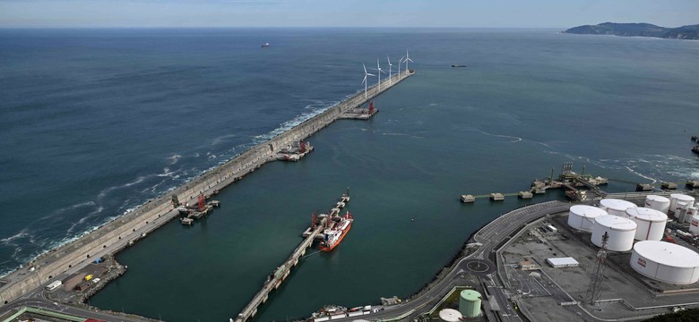 Statek handlowy zaatakowany w cieśninie Ormuz. Płonie