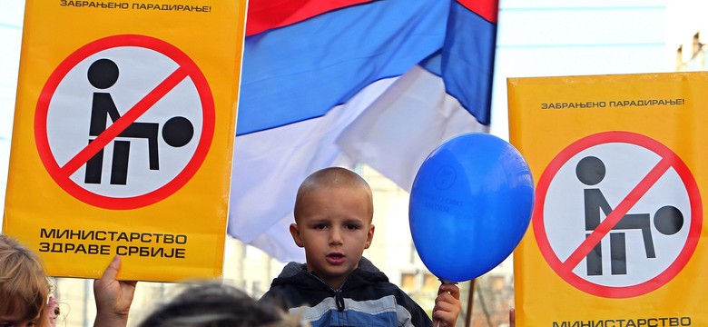 Zadyma podczas marszu równości
