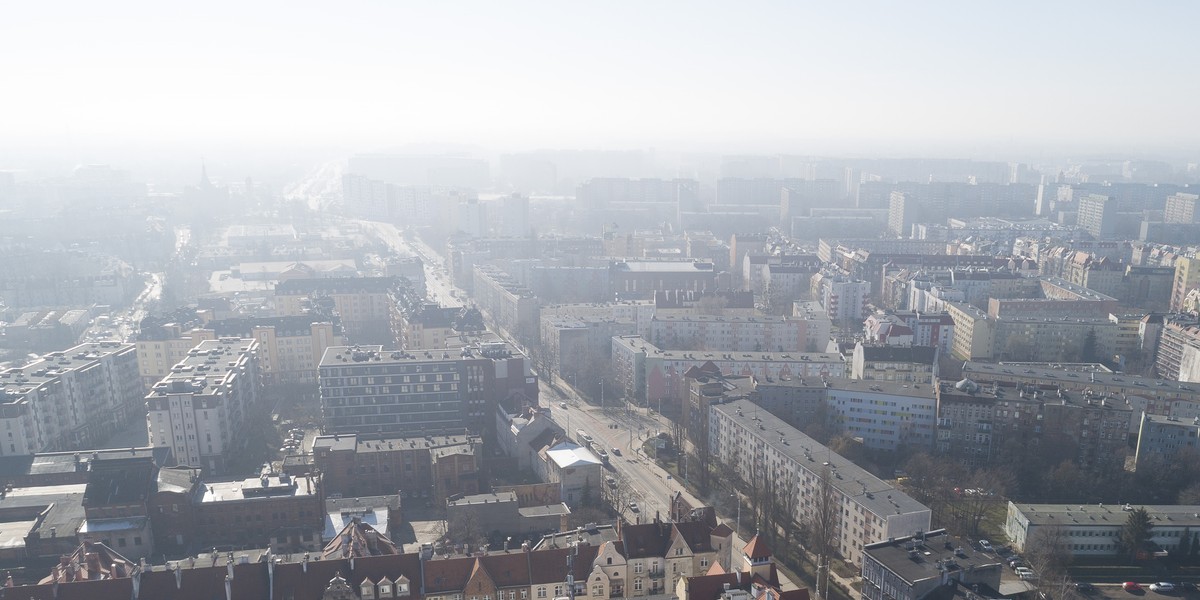 Wrocław miał w poniedziałek rano najgorsze powietrze na świecie.