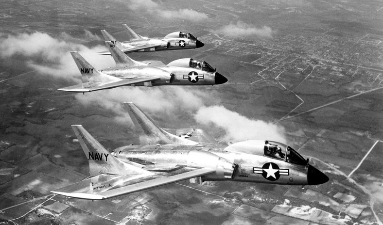 Vought F7U Cutlass