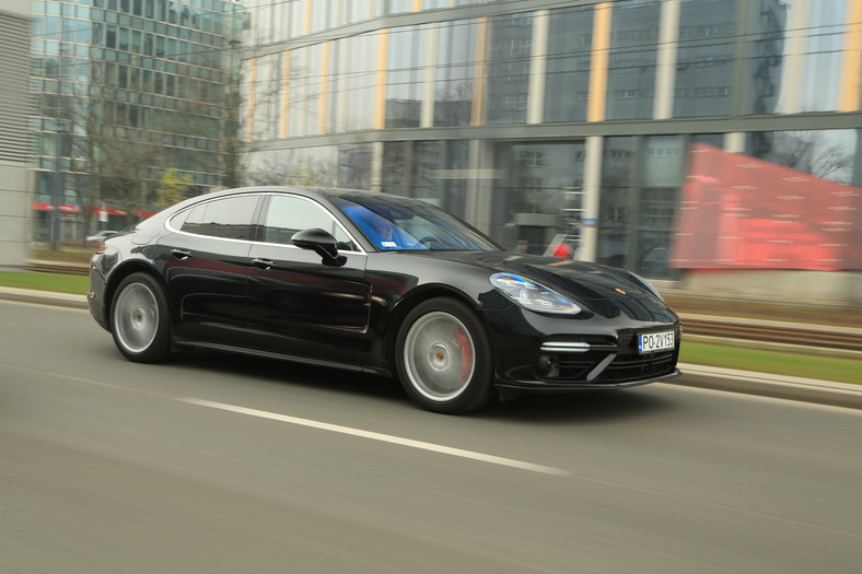 Porsche Panamera Turbo wyczynowa limuzyna TEST