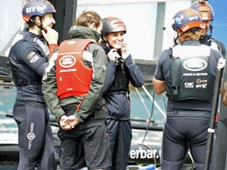 Ona umie nosić każdy ciuch: księżna Catherine w... sztormiaku! FOTO