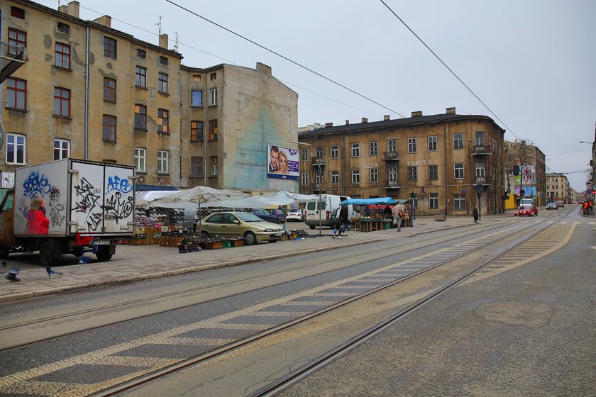 Parking przy Jaracza w Łodzi wkrótce zniknie. Rusza rewitalizacja