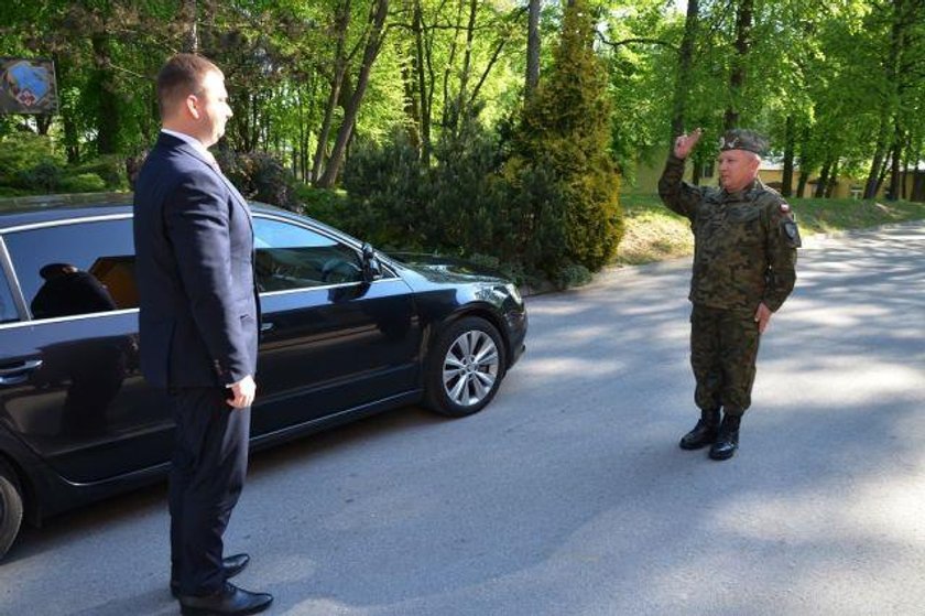 Kolejne nagranie z Misiewiczem. Pogrąża Macierewicza?