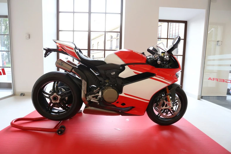 Nowe Ducati 1299 Superleggera