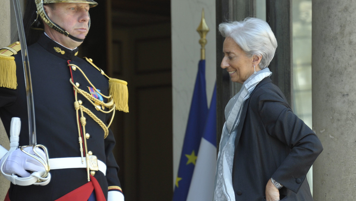 Francuska minister finansów Christine Lagarde powiedziała dzisiaj, że Europa powinna wspólnie promować kandydata na szefa MFW po tym jak dotychczasowy szef tej organizacji Dominique Strauss-Kahn zrezygnował wskutek zarzutów o przestępstwo seksualne.