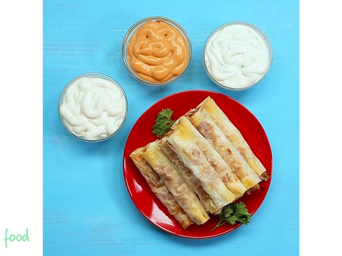 Noizz_food_Rolnice_sa_mortadelom