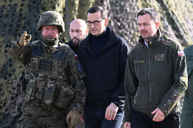 Mateusz Morawiecki, Eduard Heger, gen. Arkadiusz Szkutnik