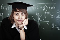 Można skończyć studia nie chodząc na zajęcia. Wystarczy pracować w zawodzie