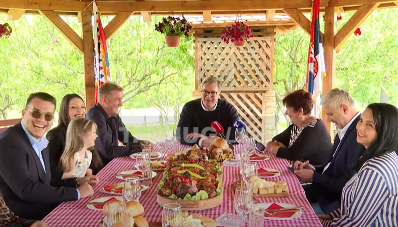 Vučić sa građanima