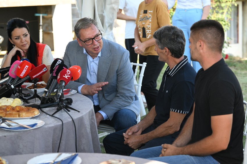 Vučić u Jadranskoj Lešnici
