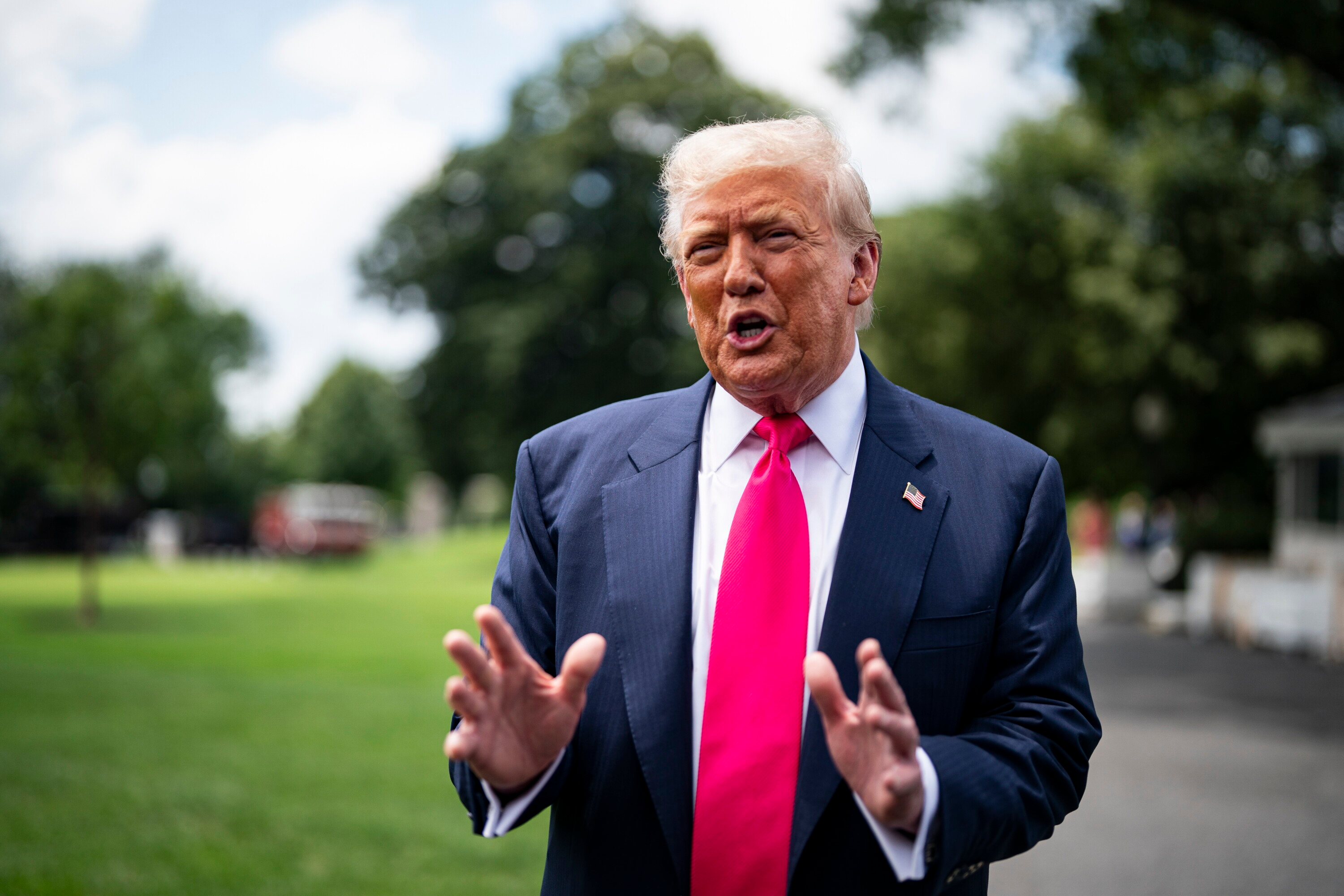 Trump broni Bondi w sprawie Epsteina: Demokraci oszukali