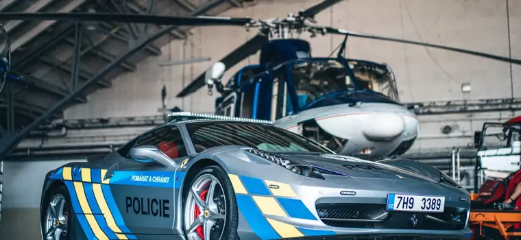 Czeska policja skonfiskowała Ferrari. Teraz to ich pościgowy radiowóz