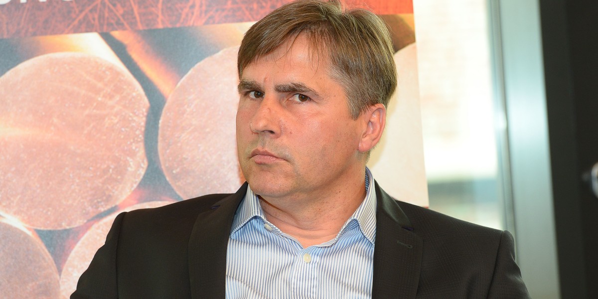 DARIUSZ DZIEKANOWSKI