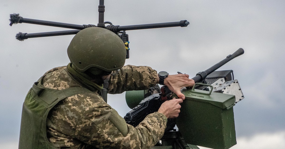 Ukrainie brakuje żołnierzy. Rosjanie to wykorzystują. "Zaduszenie" zamiast szturmu