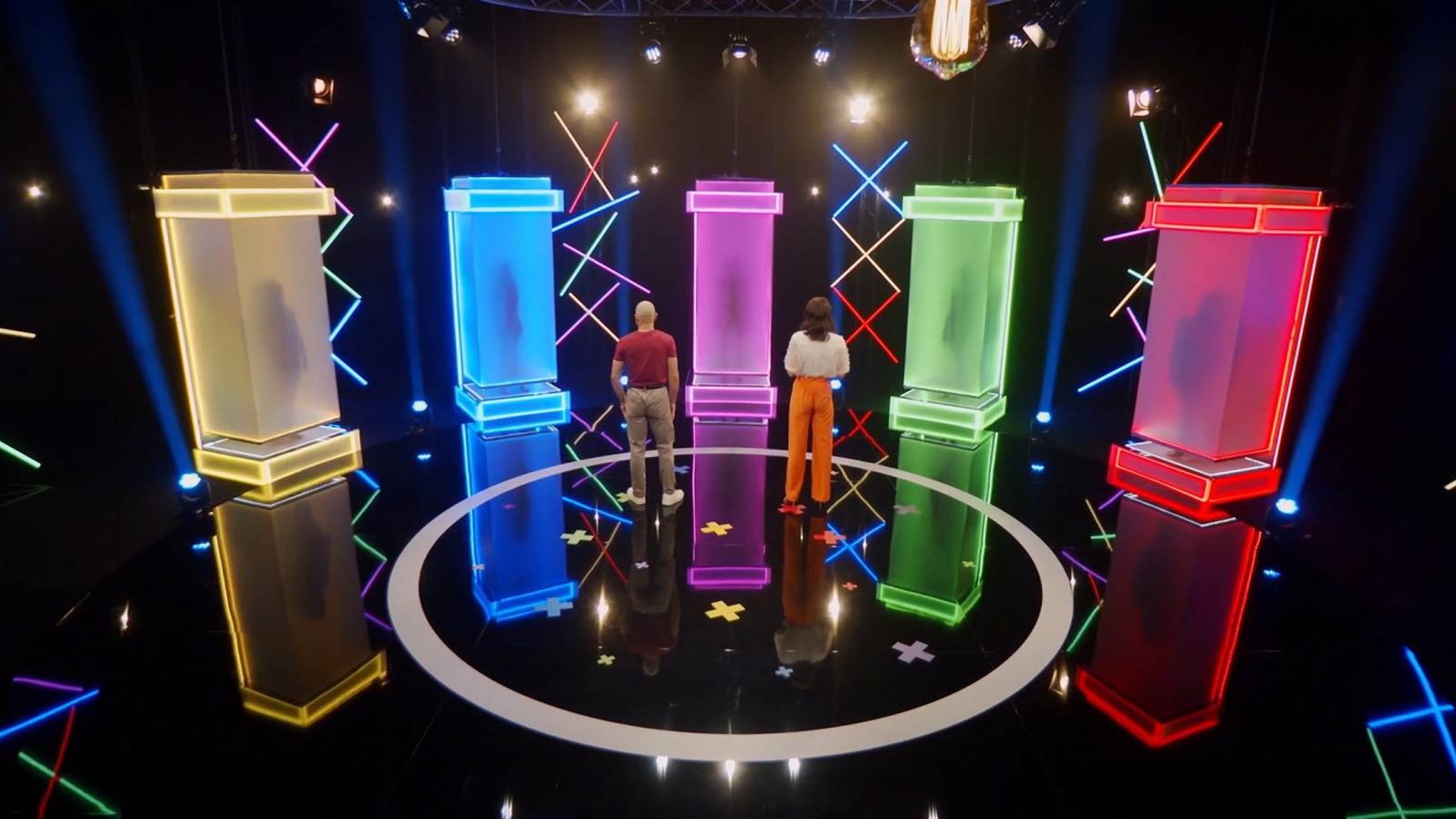 Zoznamovacia relácia Naked Attraction búrad tabu ohľadom nahoty