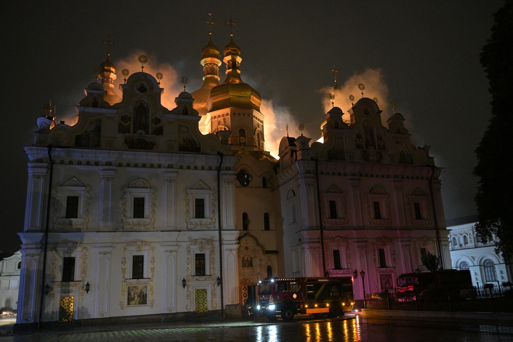 Pri útoku Ruska dostala zásah Kyjevsko-pečerská lavra.