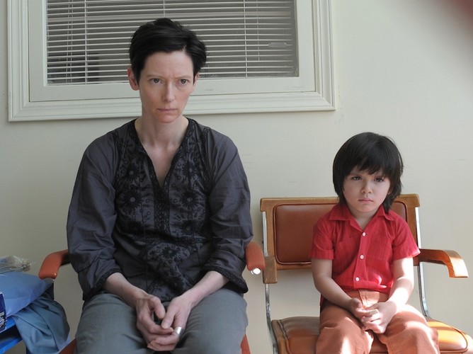 'Musimy porozmawiać o Kevinie' to opowieść o niezawinionej katastrofie macierzyństwa' (Łukasz Maciejewski, Dziennik Gazeta Prawna)