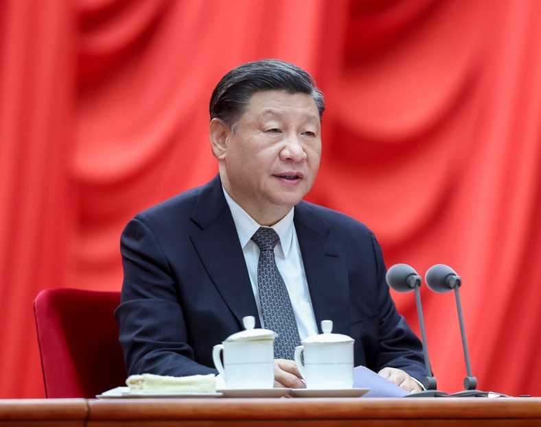 Przywódca Chin, Xi Jinping podczas konferencji na temat kampanii edukacyjnej dotyczącej badania i wdrażania myśli o socjalizmie w nowej erze, Pekin, 3 kwietnia 2023 r.