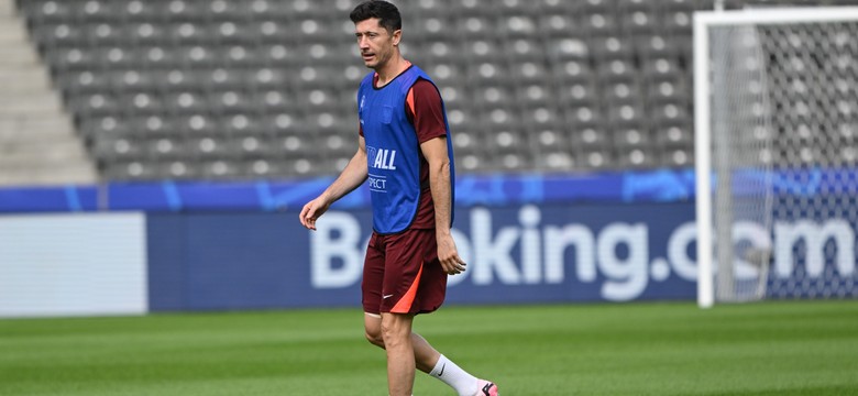 Euro 2024. Były reprezentant Polski obawia się, że Probierz wystawi Lewandowskiego zamiast Buksy