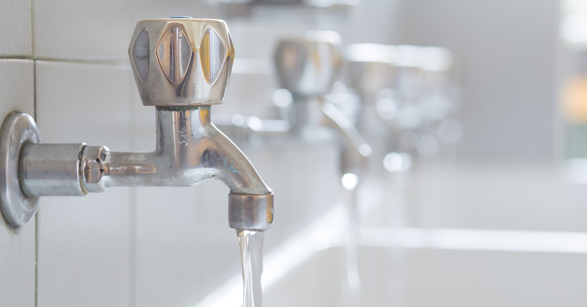 Kranówka miała być lepiej kontrolowana, ale jest prezydenckie weto. A unijny licznik na wdrożenie dyrektywy unijnej bije…