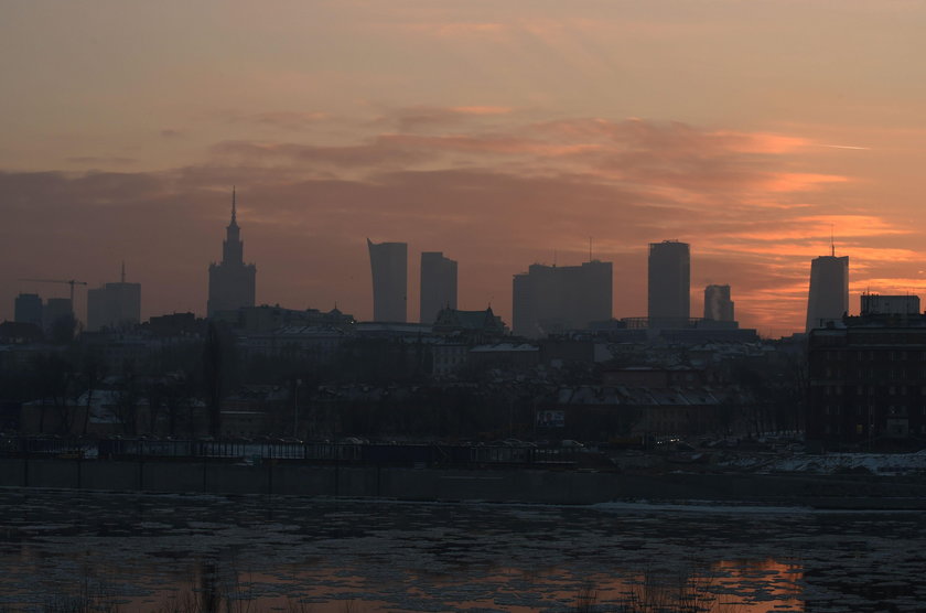 Zanieczyszczenia powietrza zabija rocznie około 50 tysięcy Polaków